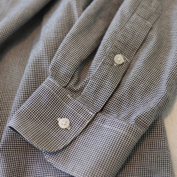 Alfani Men's Black and White small herringbone print Dress Shirt 17 1/2 34-35 - Picture 9 of 12